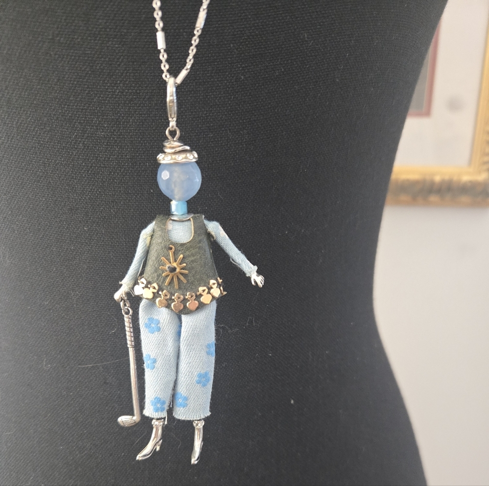 Diva Doll Necklace From PARIS - Picture 1 of 6
